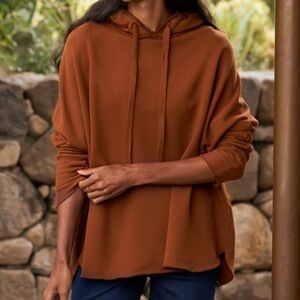 Frank & Eileen Kane Cinnamon Triple Fleece.  Size M.